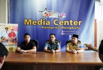  Danlanal Bengkulu Letkol Laut (P) M Andri Wahyu Sudrajat, usai pimpin Rapat Finalisasi Bengkulu Triathlon 2018 di Ruang Rapat Lantai III Kantor Gubernur Bengkulu, Selasa (18/12).