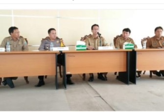 Sekda Kaur saat gepar konferensi pers
