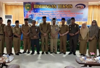 Sekretaris Daerah Kota Bengkulu Marjon Foto Bersama 