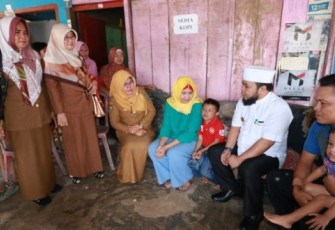 Wali Kota Bengkulu Helmi Hasan Beri Batuan Kepada  Muhammad Govin Catra Bocah 6 Tahun Yang didiagnosa Mengalami Jantung Bocor