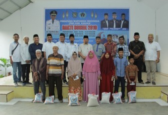 Asisten II Ekbang Setdakab Asahan, Jhon Hardi Nasution  hadiri buka puasa bersama yang digelar PWI Kab. Asahan di Diza Resto, Siumbut-umbut.