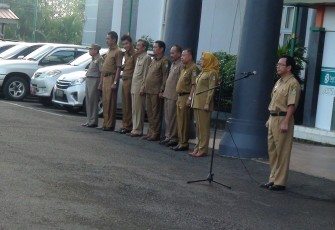 Sekretaris Daerah Bengkulu Tengah Edy Ermansyah Pimpin Apel  