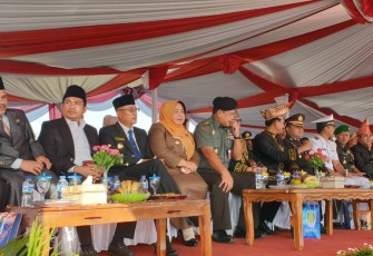 Bupati Bengkulu Selatan Gusnan Mulyadi Hadiri HUT ke-11 Kabupaten Bengkulu Tengah 