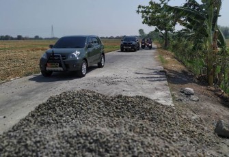"Mencoba" Hasil Karya TMMD Kalikondang