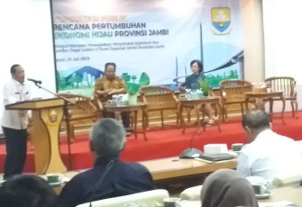  Kaban Bappeda Provinsi Jambi Resmi Buka Konsultasi Publik Rencana Pertumbuhan Ekonomi Hijau