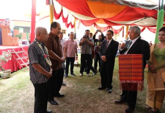 Plt Bupati Asahan Hadiri Pesta Parolopolopon 40 Tahun HKBP Gambir Baru Resort Kisaran II 