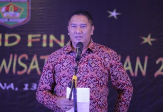 Panitia pelaksana Fadli Siagian saat menyampaikan laporannya