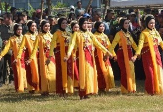 Tari Gambyong Tarian Tradisional Penyambut Tamu