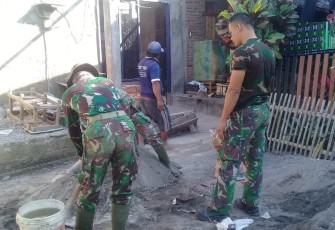 Senang Bisa Membantu Warga Mempunyai Rumah Layak Huni''