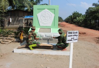 Tugu TMMD ke-105 Kodim 0209/LB