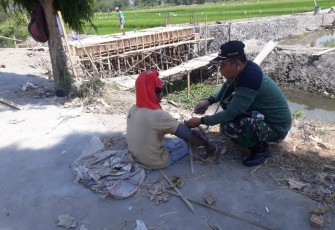 Tenaga Kesehatan Dampingi Warga di Lokasi TMMD Reg105 Kodim Klaten