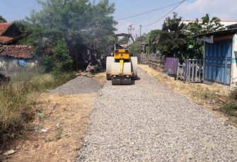 Pemadatan Jalan TMMD Tegal