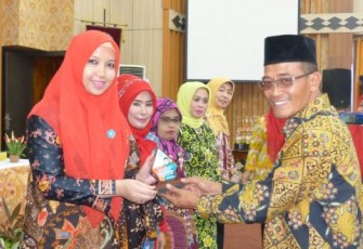 Ketua TP PKK Kota Bengkulu Khairunnisa Helmi 