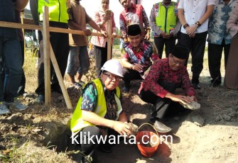 Plt Walikota Blitar Hadiri Peletakan Batu Pertama Pembangunan Gedung Kelurahan Karangtengah