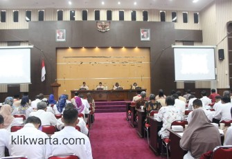 Suasana Rapat Koordinasi Bupati Blitar Drs Rijanto bersama Forum Kabupaten Sehat.