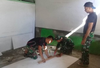 Direhab Tentara Rumah Pak Zeni Berdinding Kokoh