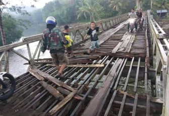 Kondisi Jembatan Memprihatinkan 