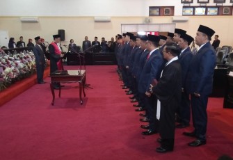 Prosesi Pengucapan Sumpah Janji Anggota DPRD Kota Blitar Masa Jabatan Tahun 2019 2024