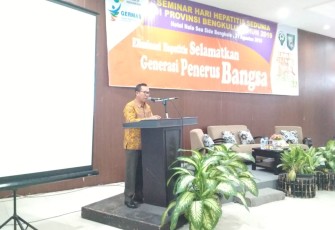 Sekretaris Dinas Kesehatan Provionsi Azhar Beri Kata Sambutan Sekaligus Buka Acara Seminar 
