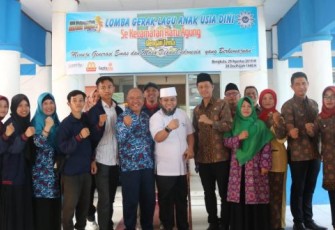 Wali Kota Bengkulu Helmi Hasan Foto Bersama 