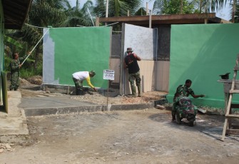Sasaran Pembangunan MCK Mushola sudah pada tahap pengecatan dan pemasangan keramik