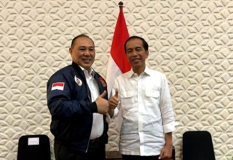 Dadang Mishal (kiri) saat bersama Presiden RI Joko Widodo