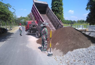 Hingga Hari Ini Droping Material Masih Berlanjut Untuk TMMD