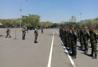 Latihan Parade dan Defile