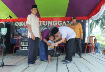 Gubernur Rohidin Berikan Bantuan Pengobatan Pada Penderita Gangguan Jantung