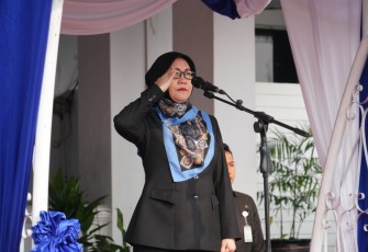 Asisten II Bidang Perekonomian dan Administrasi Pembangunan Setda Provinsi Bengkulu Yuliswani Jadi Inspektur Upacara Peringatan Hari Perhubungan Nasional Tahun 2019