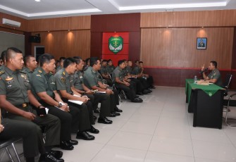 Dandim 0501/Jakarta Pusat Apresisasi Anggota Berprestasi