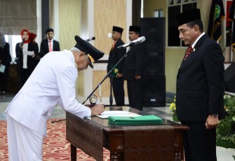 Surya Resmi Jadi Bupati Asahan Sisa Masa Jabatan 2016-2021