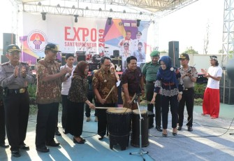 Bupati Rijanto di acara Expo Santripreneur 2019