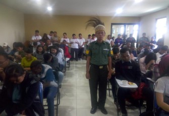 Mahasiswa Papua STKIP Surya Kunjungi PT. Mayora Indah