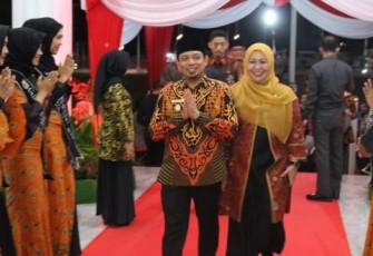 Wakil Wali Kota Bengkulu Dedy Wahyudi Dan Istri Hadir Dalam Acara Welcome Dinner Dan Ramah Tamah Gelar TTG XXI Tahun 2019 di Balai Raya Semarak
