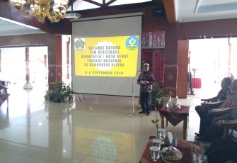Bupati Blitar Rijanto Saat Berikan Sambutan Dalam Acara Penyambutan Tim Verifikasi Kabupaten Kota Sehat Tingkat Nasional di Pendopo Ronggo Hadinegoro Pemkab Blitar
