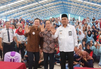 Wakil Bupati Brebes Narjo Foto Bersama Duta Besar Korea Kim Chang Beom
