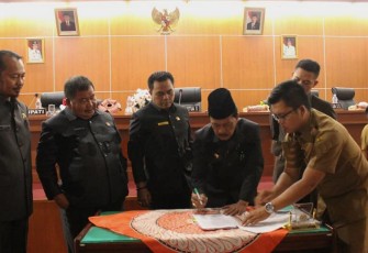 Paripurna DPRD Bengkulu Tengah  