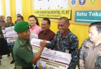 774 Mahasiswa Labuhanbatu Dapat Kucuran Beasiswa Dari Bupati LB