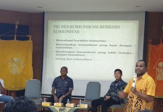 Diskusi Publik FMPI