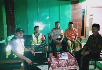 Babinsa Koramil 22 Wonosari Sambangi Calon Kades 