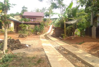 Jalan Rabat Beton Desa Bukit Indah Yang Baru Selesai di Bangun 