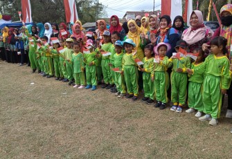 PAUD Amanah Kecamatan Jeruklegi Sambut Kedatangan Dansatgas TMMD 106 Kodim Cilacap