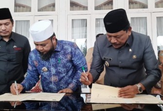 Wali Kota Bengkulu Helmi Hasan Dan Bupati Bengkulu Utara Mian Teken MoU 