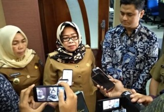 Asisten II Setda Pemkot Bengkulu Zuliyati Usai Rakor 