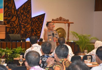 Kapolres Batang Sampaikan Pesan Untuk Para kades 