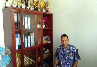 Kepala Sekolah SMPN 16 Bengkulu Utara Saiman 