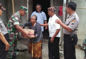 Sinergitas TNI Polri Bantu Warga Pra Sejahtera 