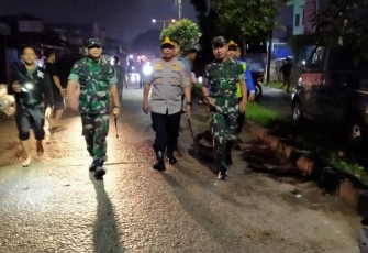 Dandim 0506 Tangerang Tinjau Lokasi Banjir