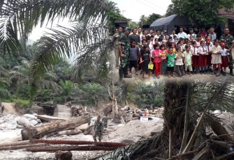 Dampak Banjir Bandang di Desa Hatapang Labura
